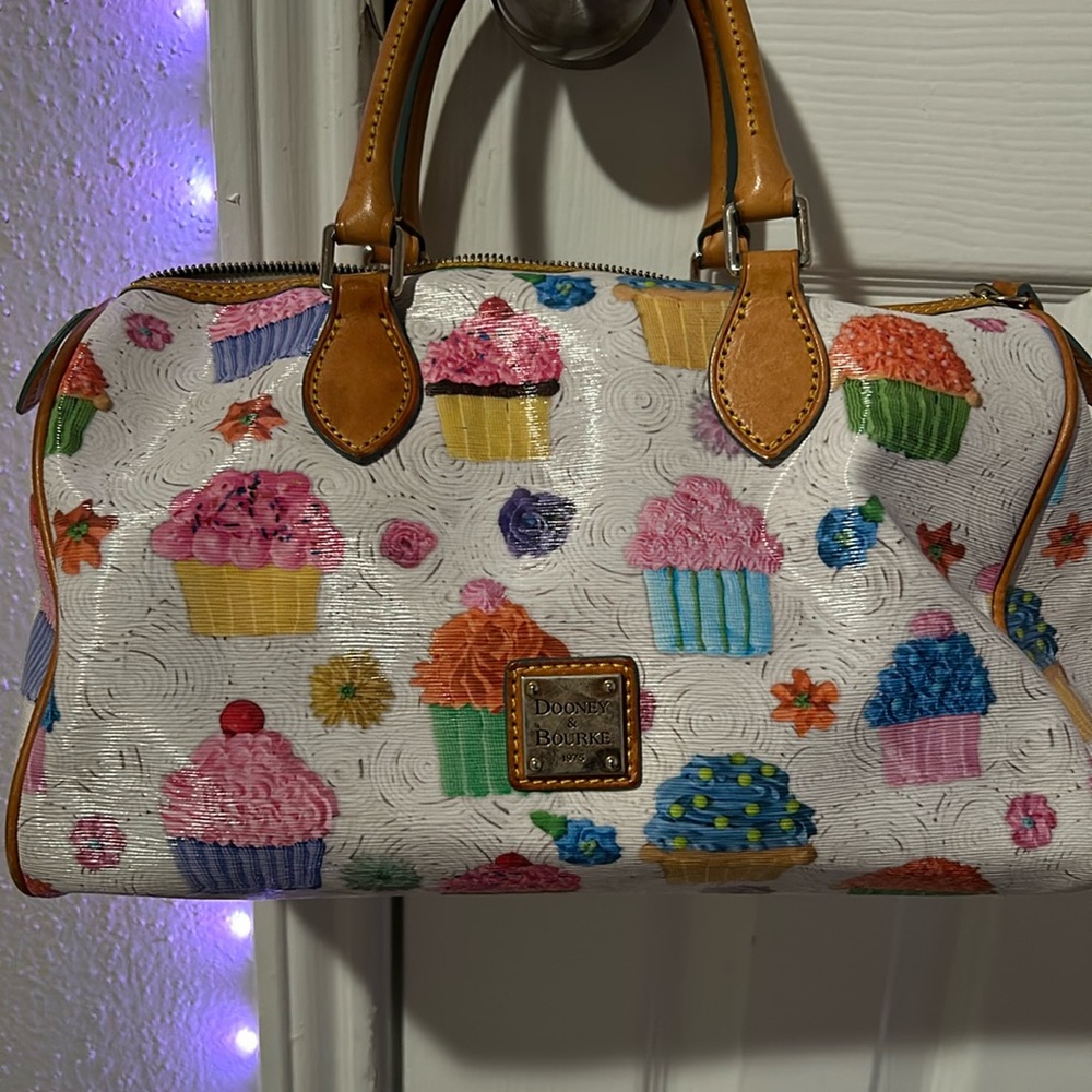 Dooney & Bourke purse